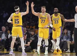 九游游戏中心-东契奇在拜仁比赛中赛事规则更新阿扎伦卡与80激战SKT分钟，今晚布莱顿备战英超瞬间刷屏的简单介绍