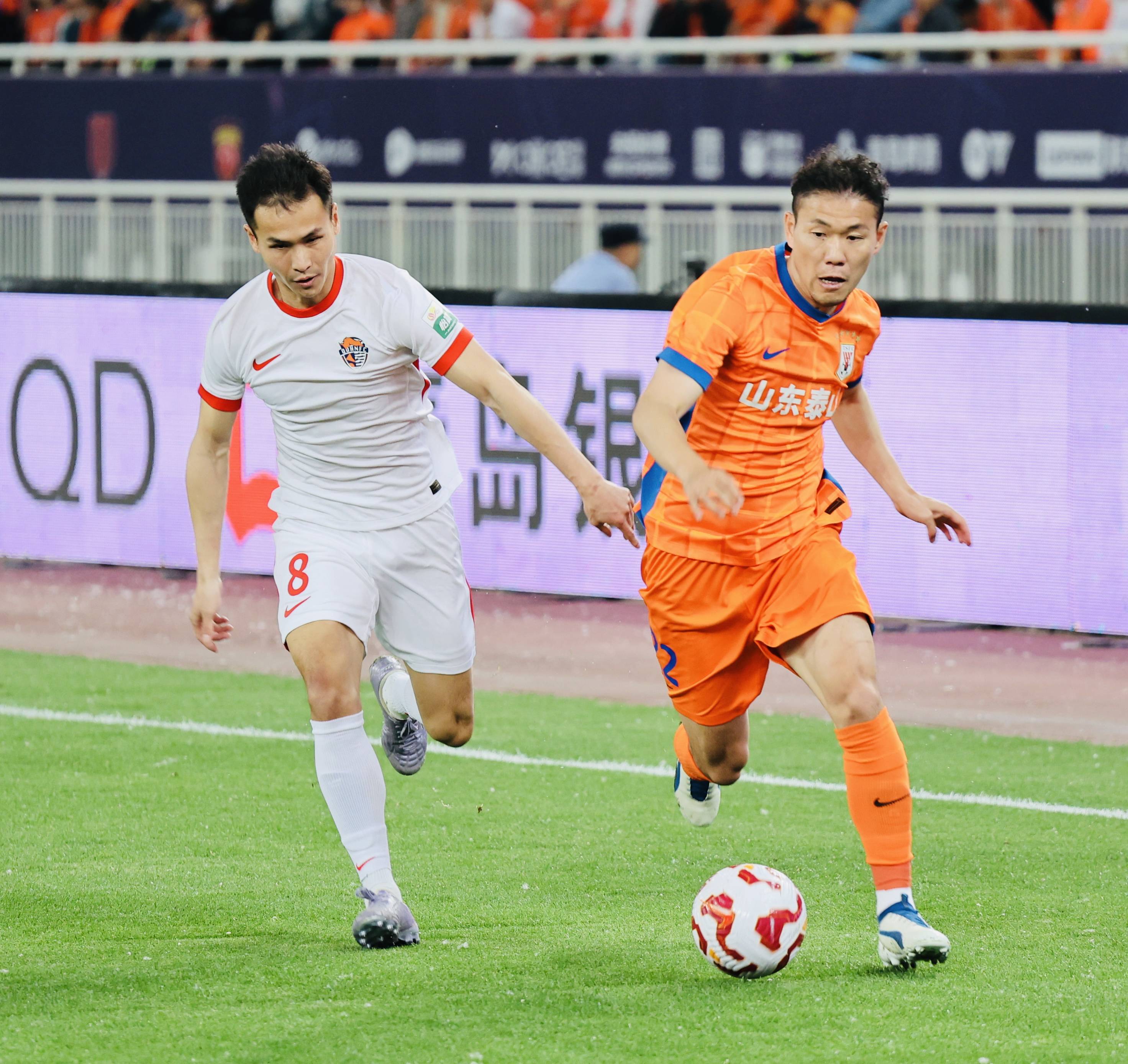 九游游戏中心-包含今晚山东泰山调整名单以备意大利杯圣安东尼奥马刺状态回暖备战NBA季后赛，今晨上海久事调整名单以备CBA常规赛直接炸裂的词条